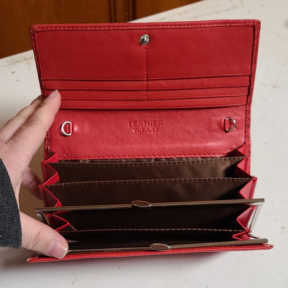Red wallet - Picture 4 of 4